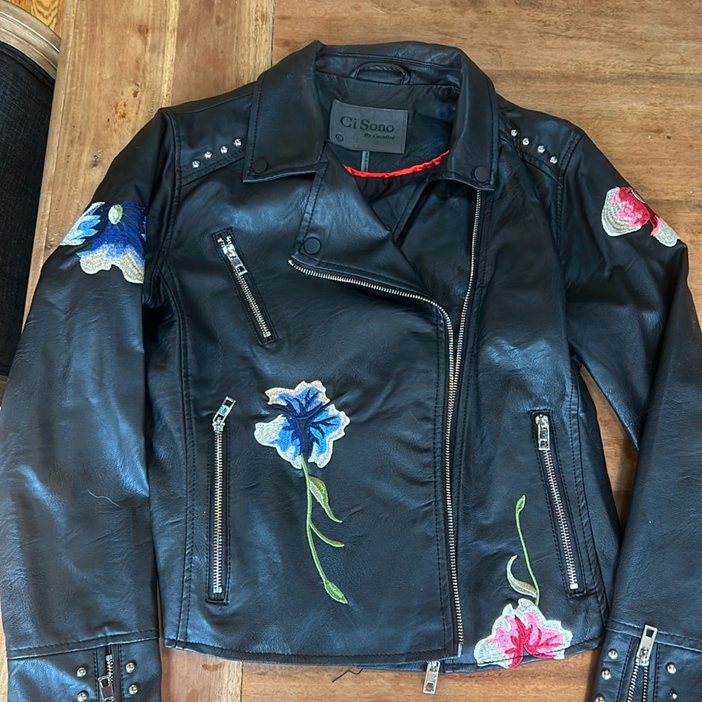 Ci Sono by Cavalini Black faux leather jacket